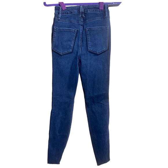 Good American classic slim straight high rise raw hem jeans size 2 / 26 - Picture 8 of 10